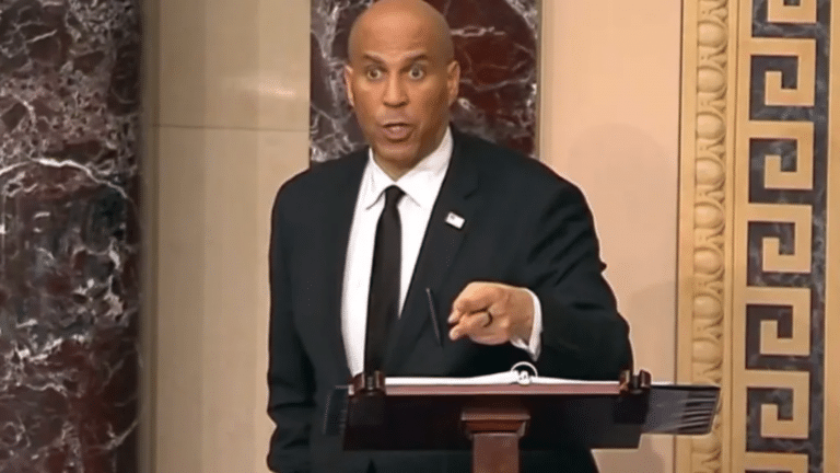 Oura Ring : Quand la santé connectée s’invite au Sénat américain lors du discour de Cory Booker